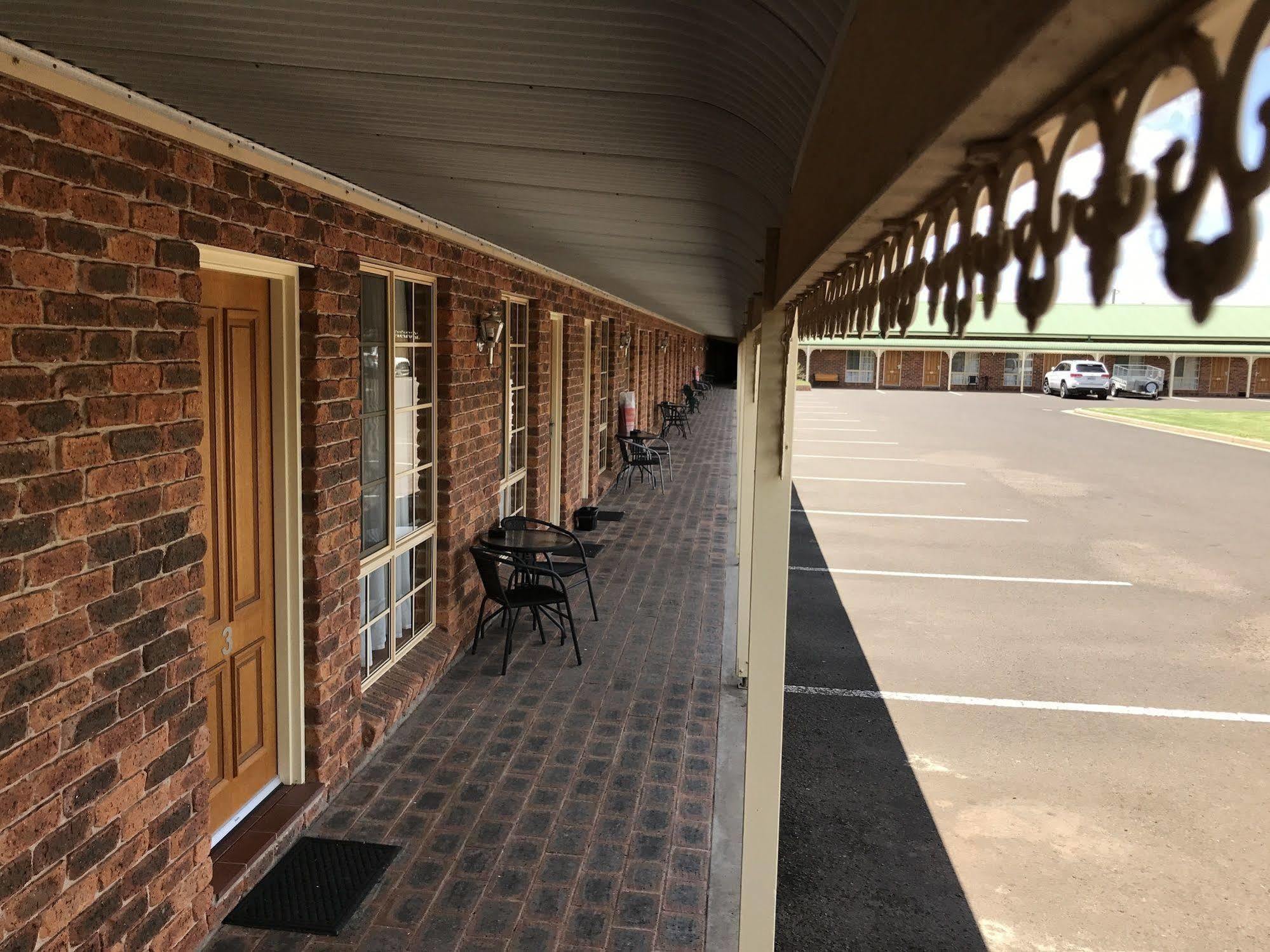 Leeton Heritage Motor Inn Luaran gambar