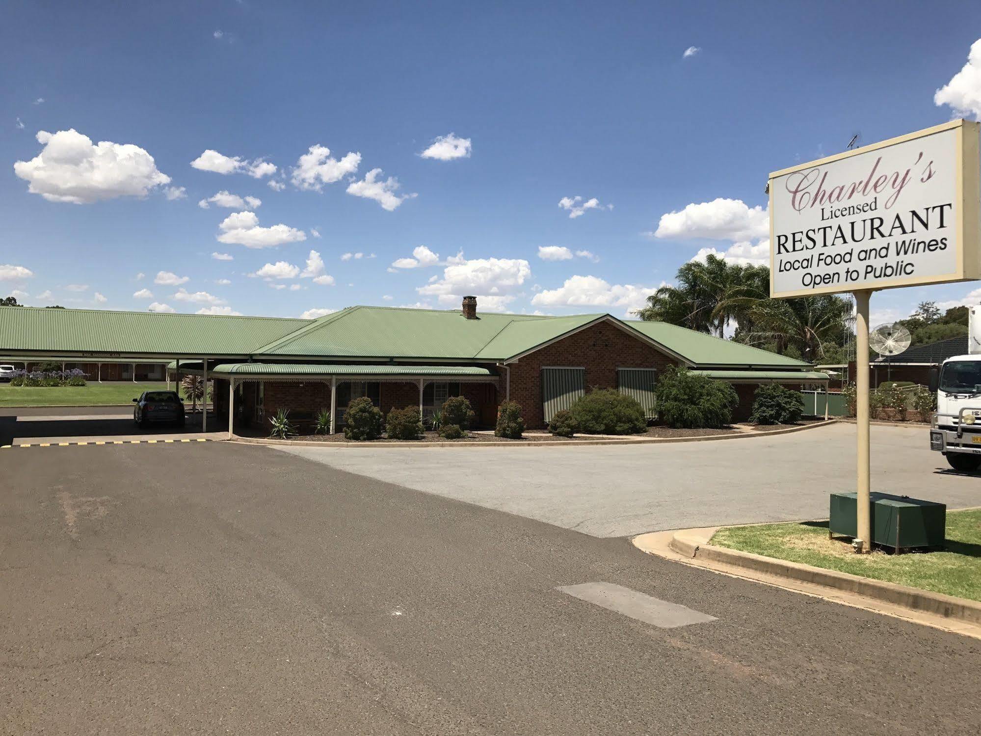 Leeton Heritage Motor Inn Luaran gambar