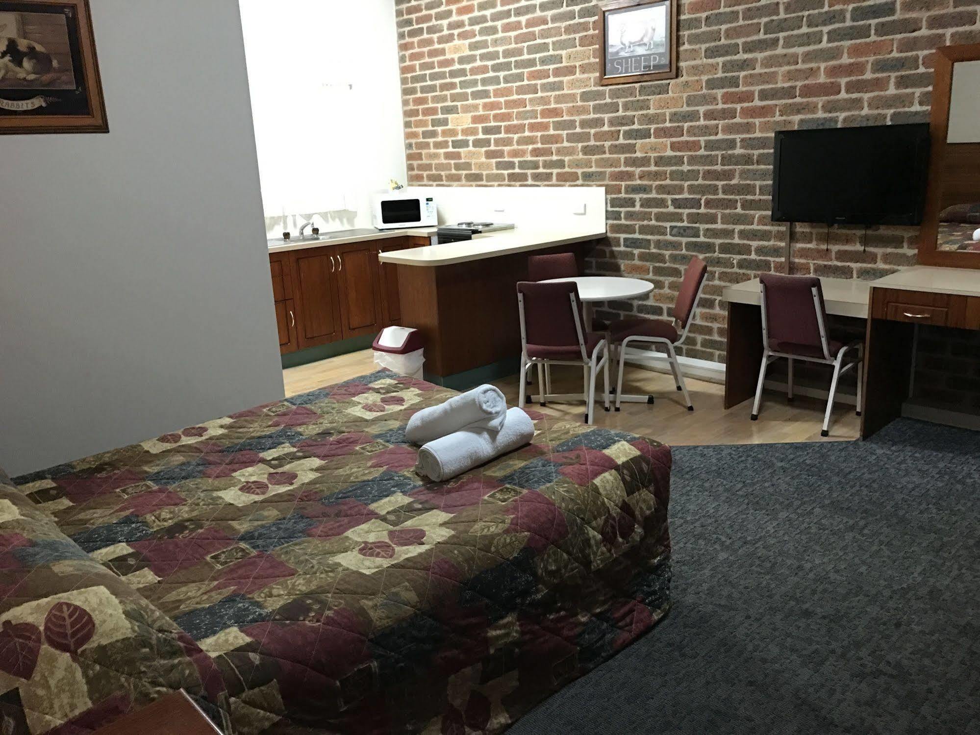 Leeton Heritage Motor Inn Luaran gambar
